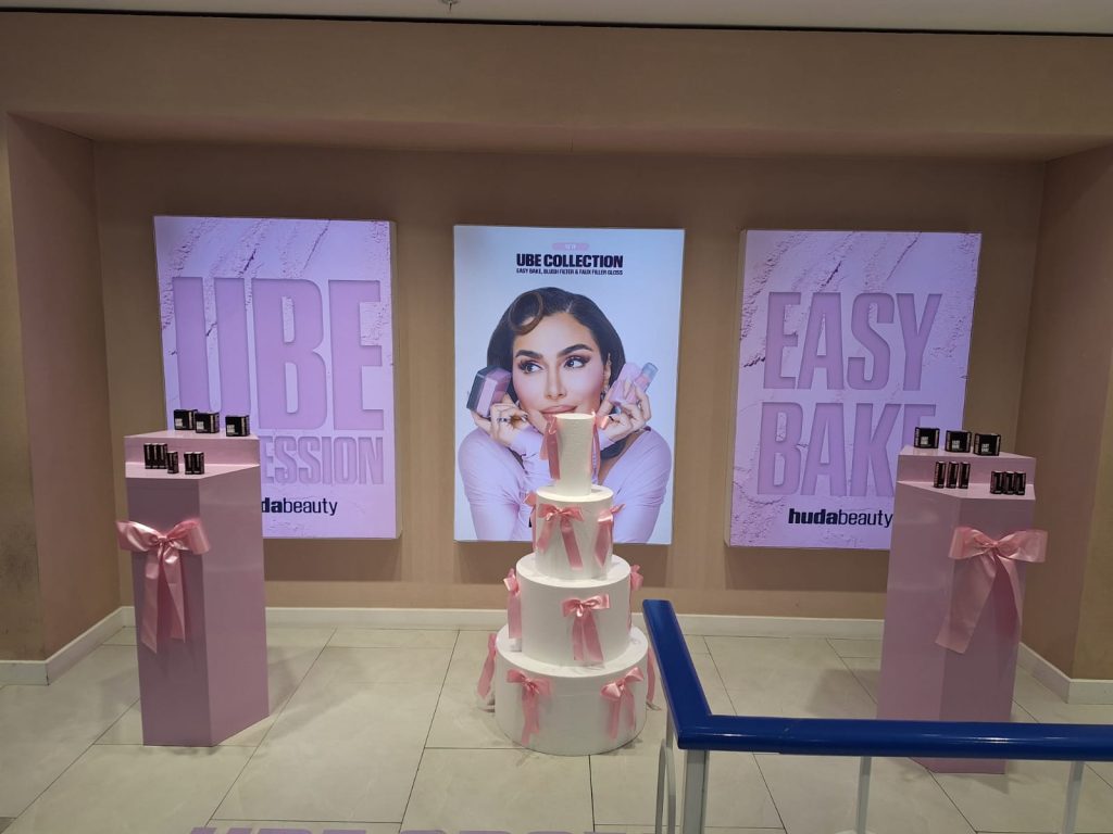 ARC Retail Displays by Jawbone