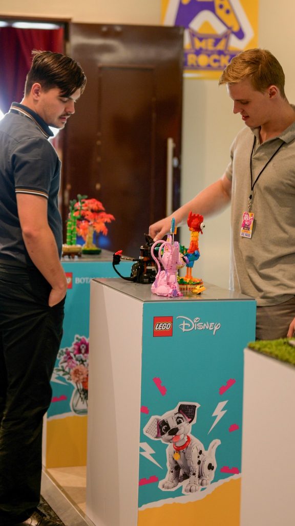 LEGO Customer Preview by Jawbone