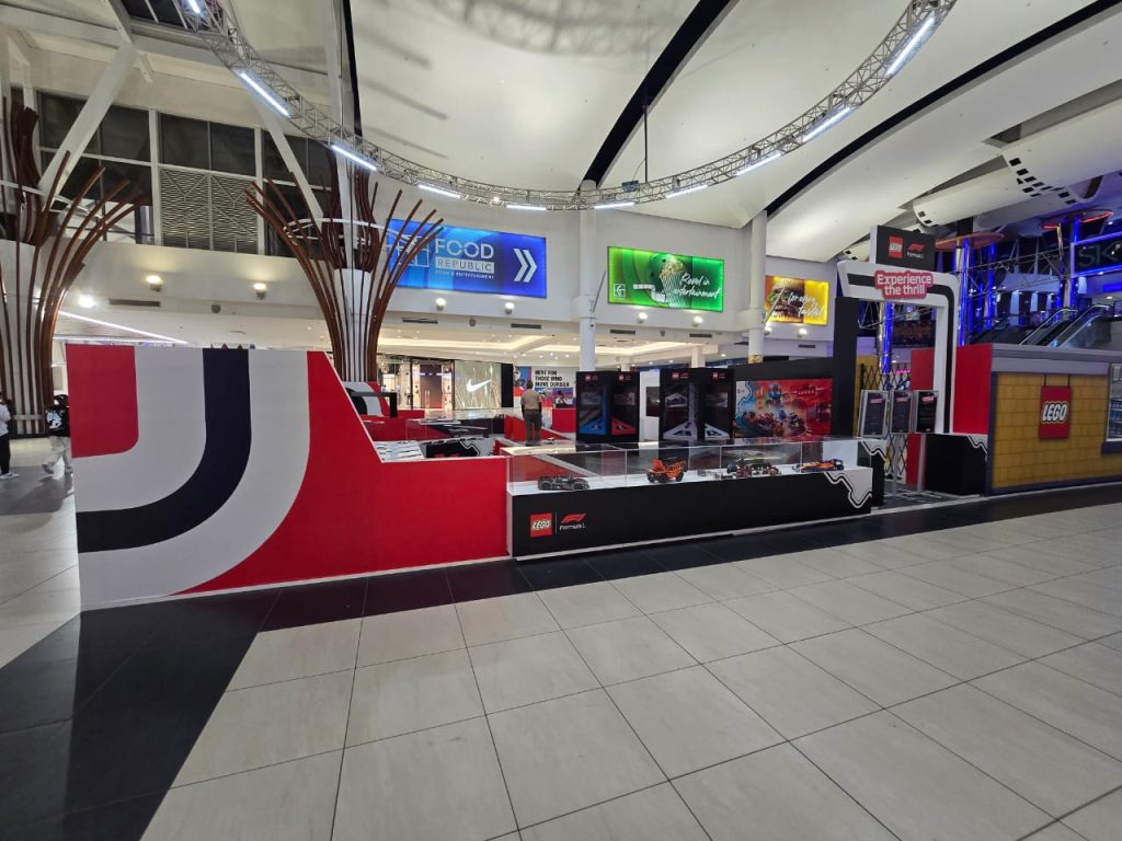 LEGO Pop-Up Stores by Jawbone