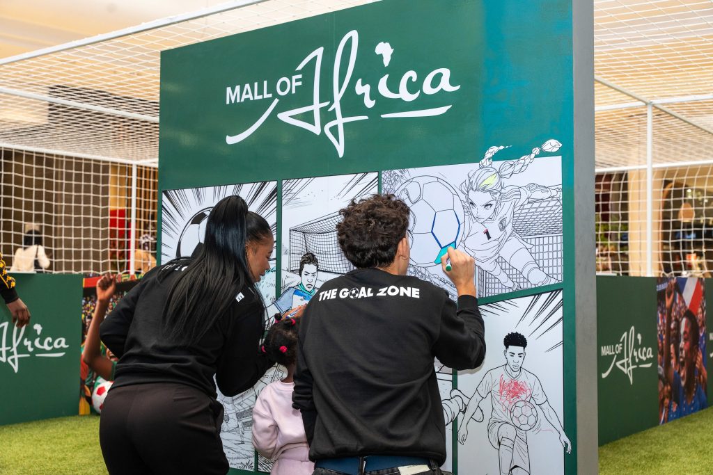 Mall of Africa Winter Holiday Activation by Jawbone